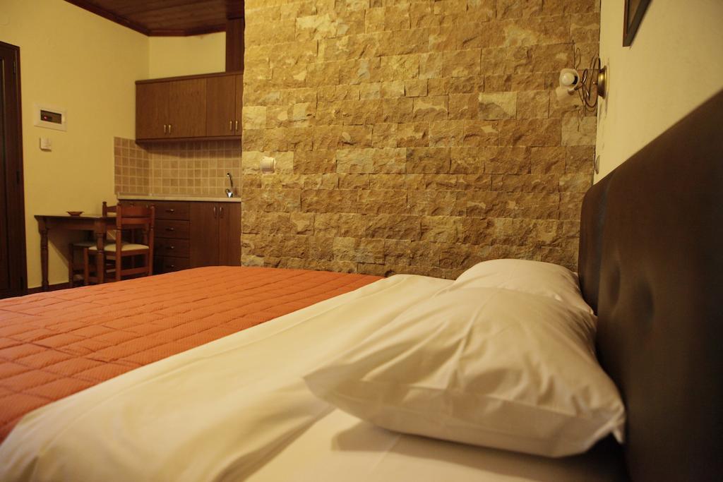 Xenonas Platia Apartman Káto Loutrákion Kültér fotó