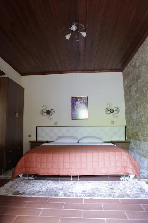 Xenonas Platia Apartman Káto Loutrákion Kültér fotó