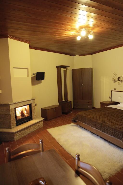 Xenonas Platia Apartman Káto Loutrákion Kültér fotó