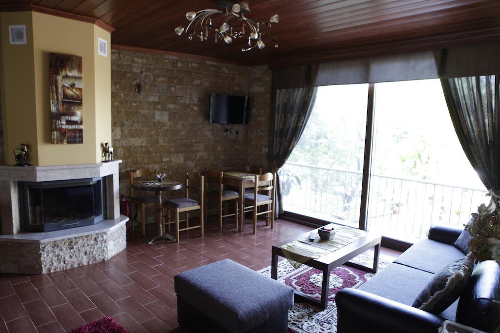 Xenonas Platia Apartman Káto Loutrákion Kültér fotó