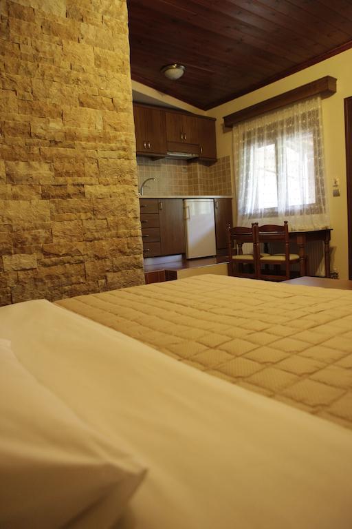 Xenonas Platia Apartman Káto Loutrákion Kültér fotó