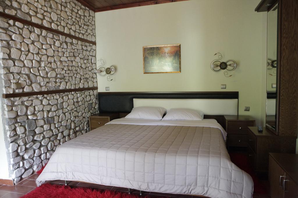 Xenonas Platia Apartman Káto Loutrákion Kültér fotó